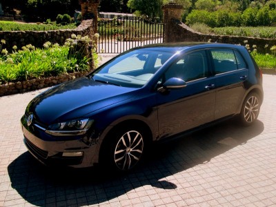 JamesHamel-First_Drive_Comparison-_2013_VW_Golf_TDI_vs__2015_-img_1080