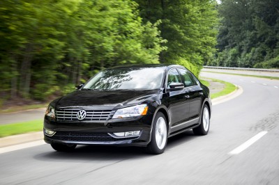 2015 Passat 1.8T SEL action 1