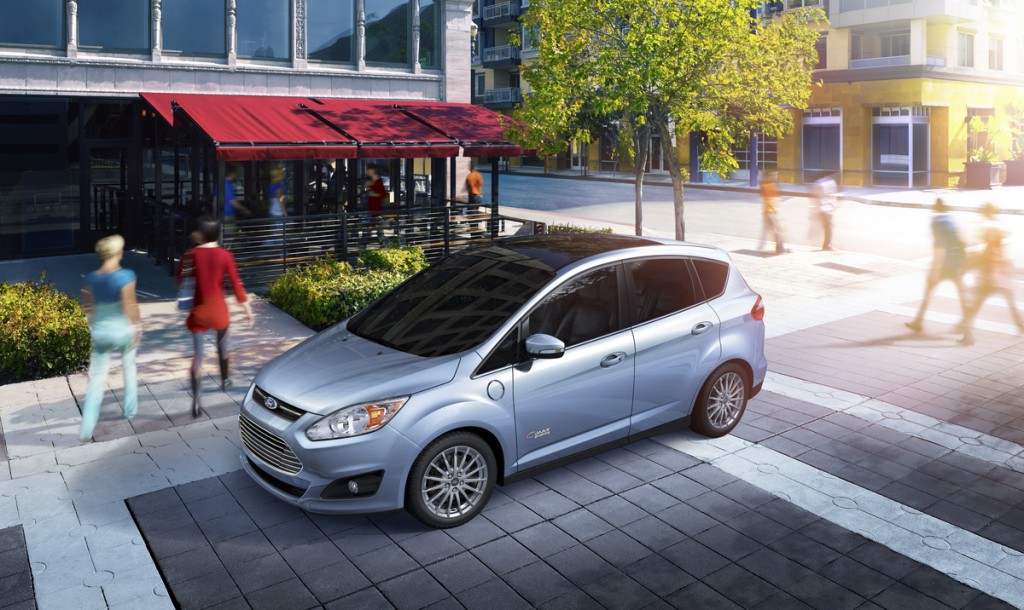 2013-ford-c-max-energi-flaunts-her-electrons-gaywheels