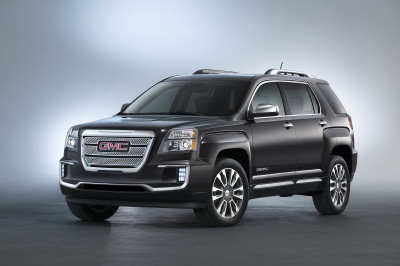 2016 GMC Terrain Denali 3/4 front