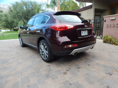 2016 Infiniti QX50 (photo by Jeff Stork)